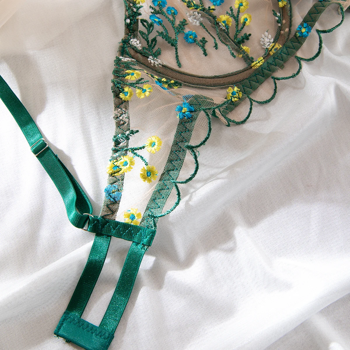 FlowerLace Lingerie Set