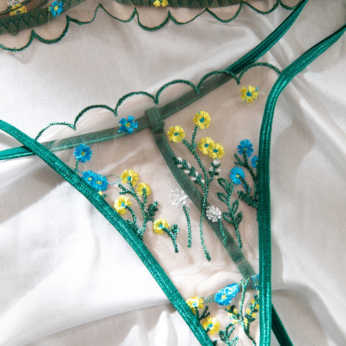 FlowerLace Lingerie Set