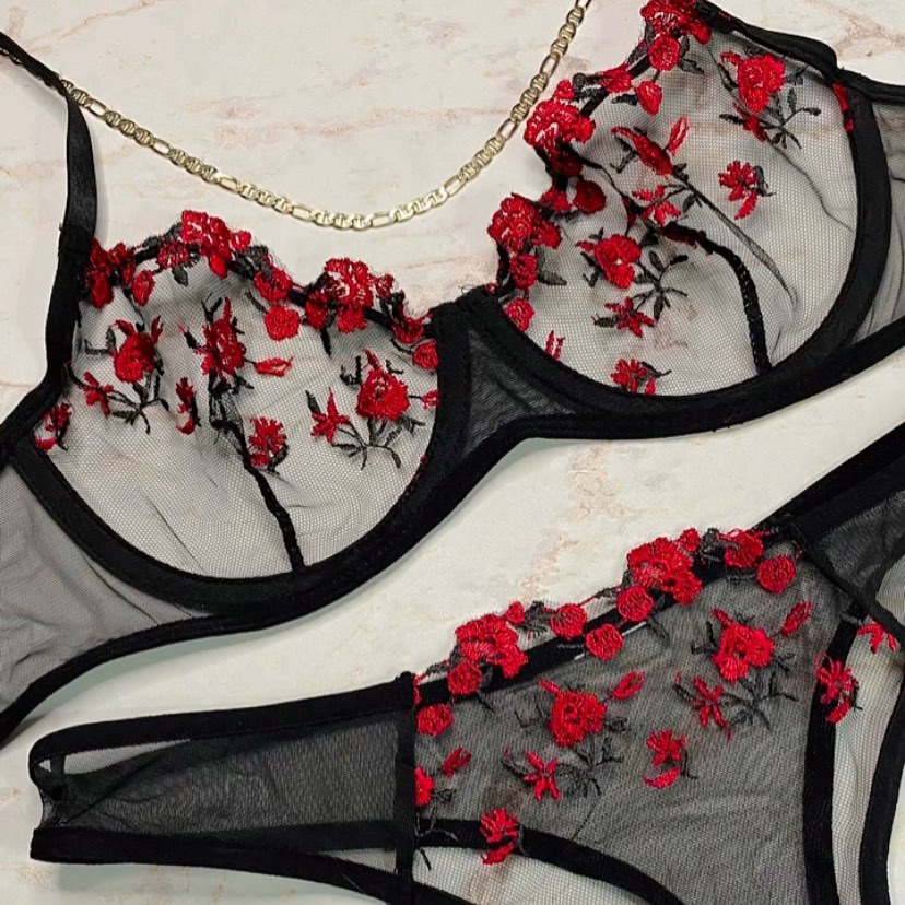Europia Lingerie Set
