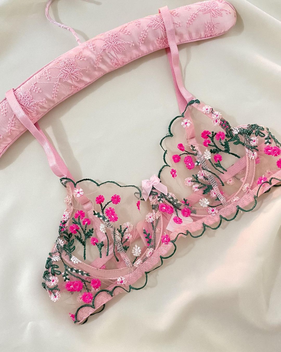 FlowerLace Lingerie Set
