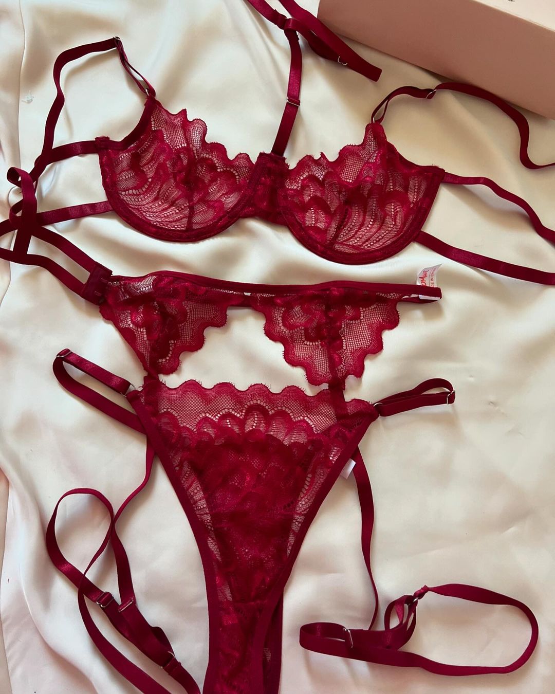 Moredy Lingerie Set