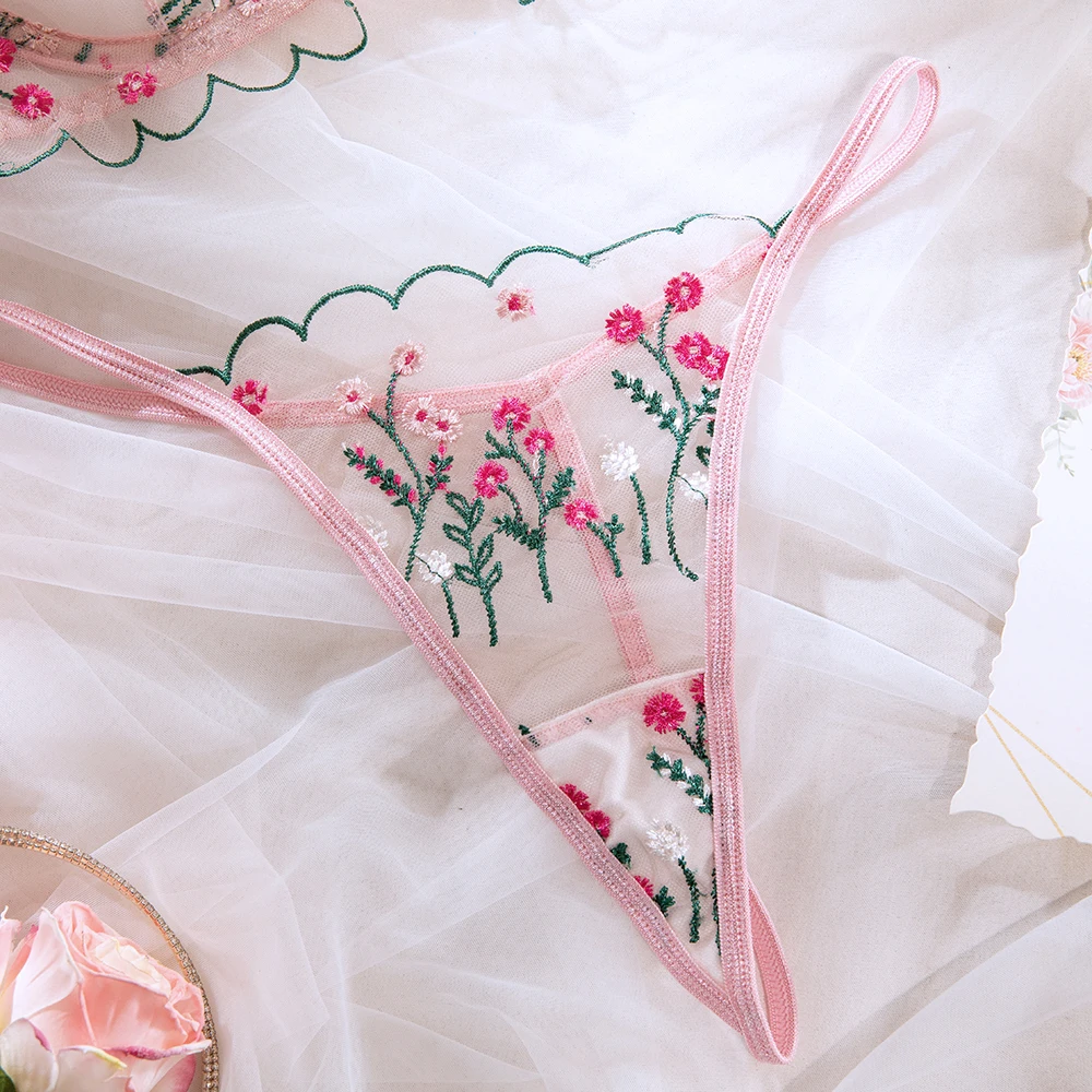 FlowerLace Lingerie Set
