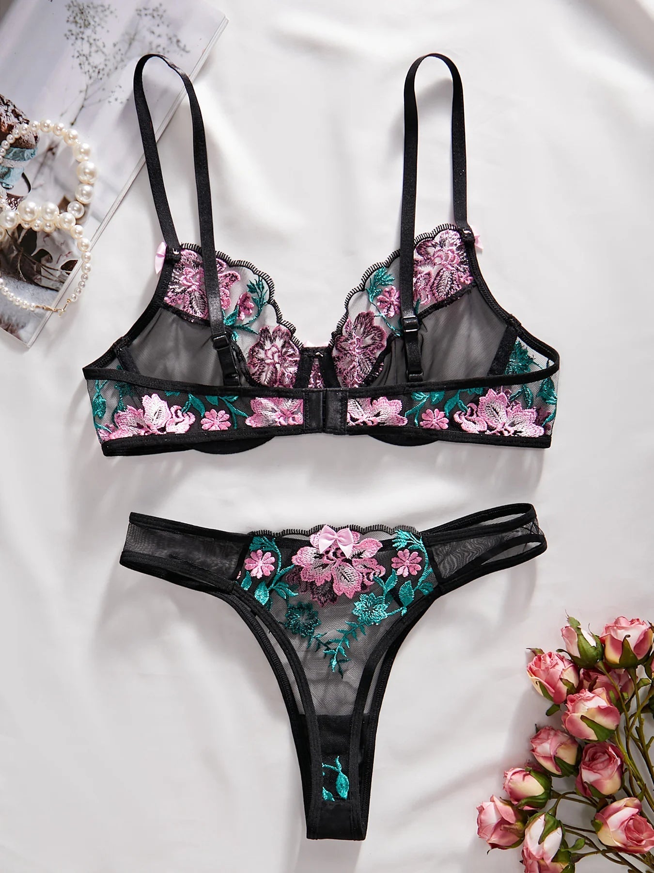 MidFlower Lingerie Set