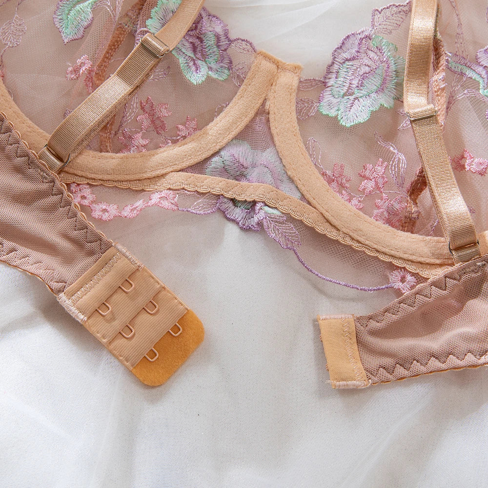 Jasmim Lingerie Set