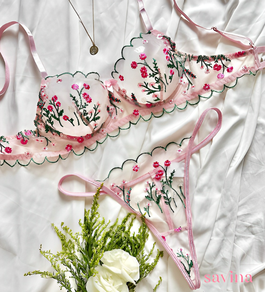 FlowerLace Lingerie Set