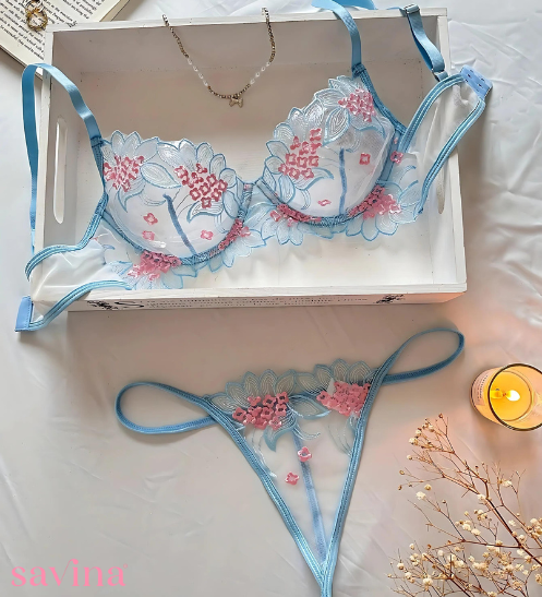 Hera Hortensia Lingerie Set