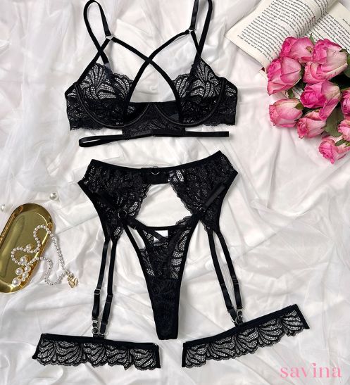 Muzikat Lingerie Set