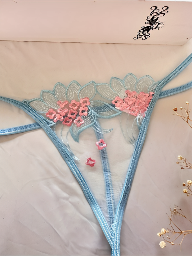 Hera Hortensia Lingerie Set