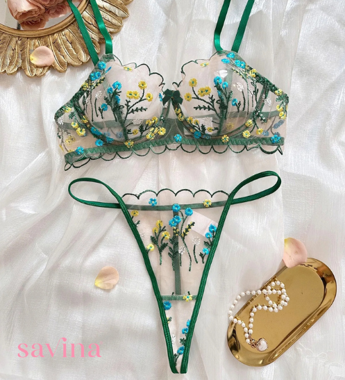 FlowerLace Lingerie Set