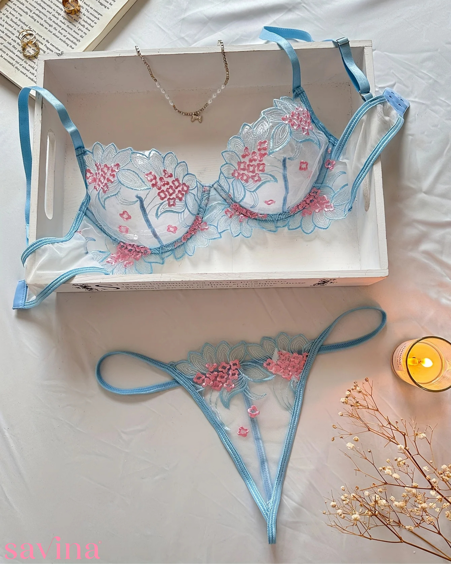 Hera Hortensia Lingerie Set