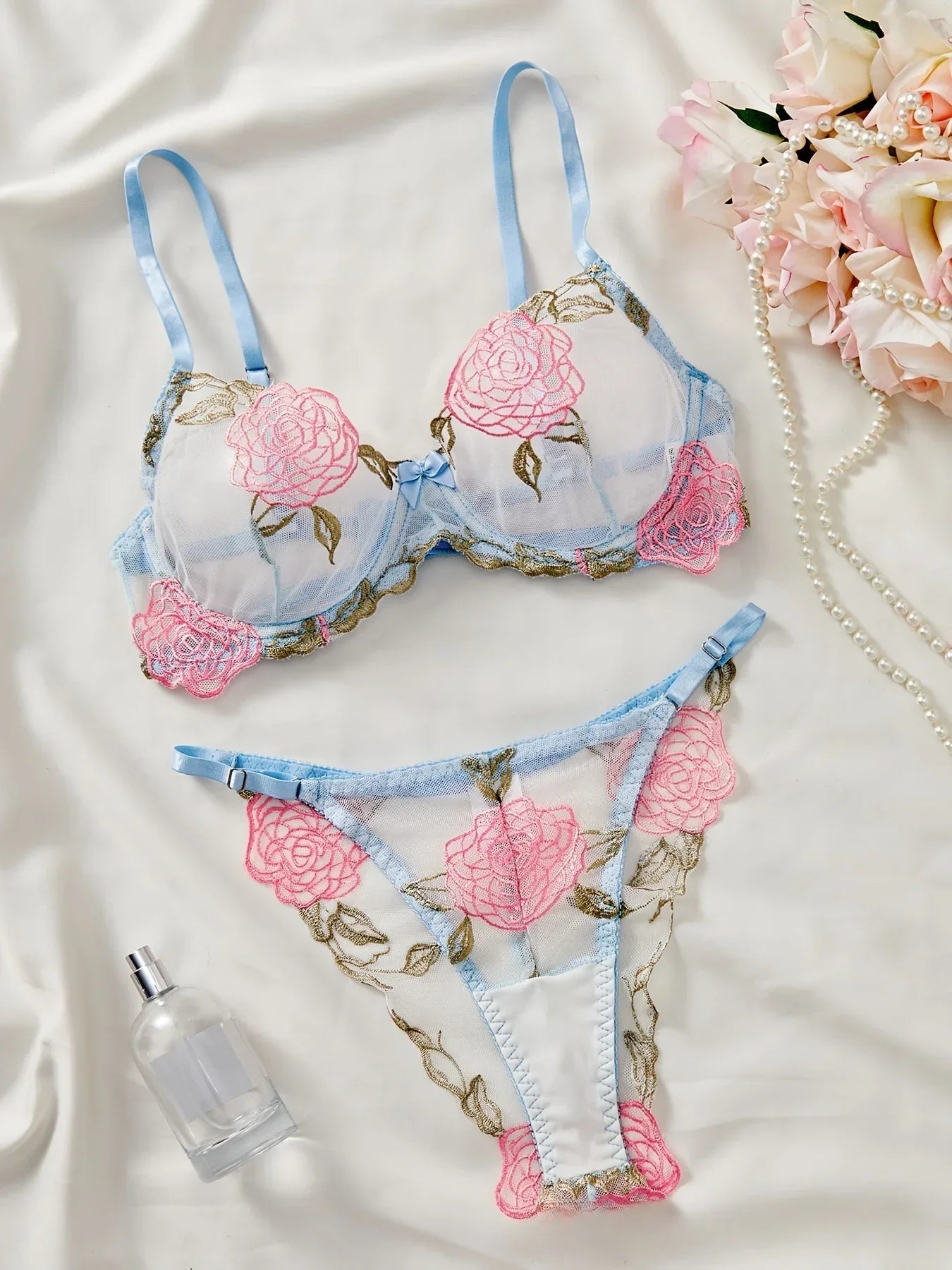 Rosa Branca Lingerie Set