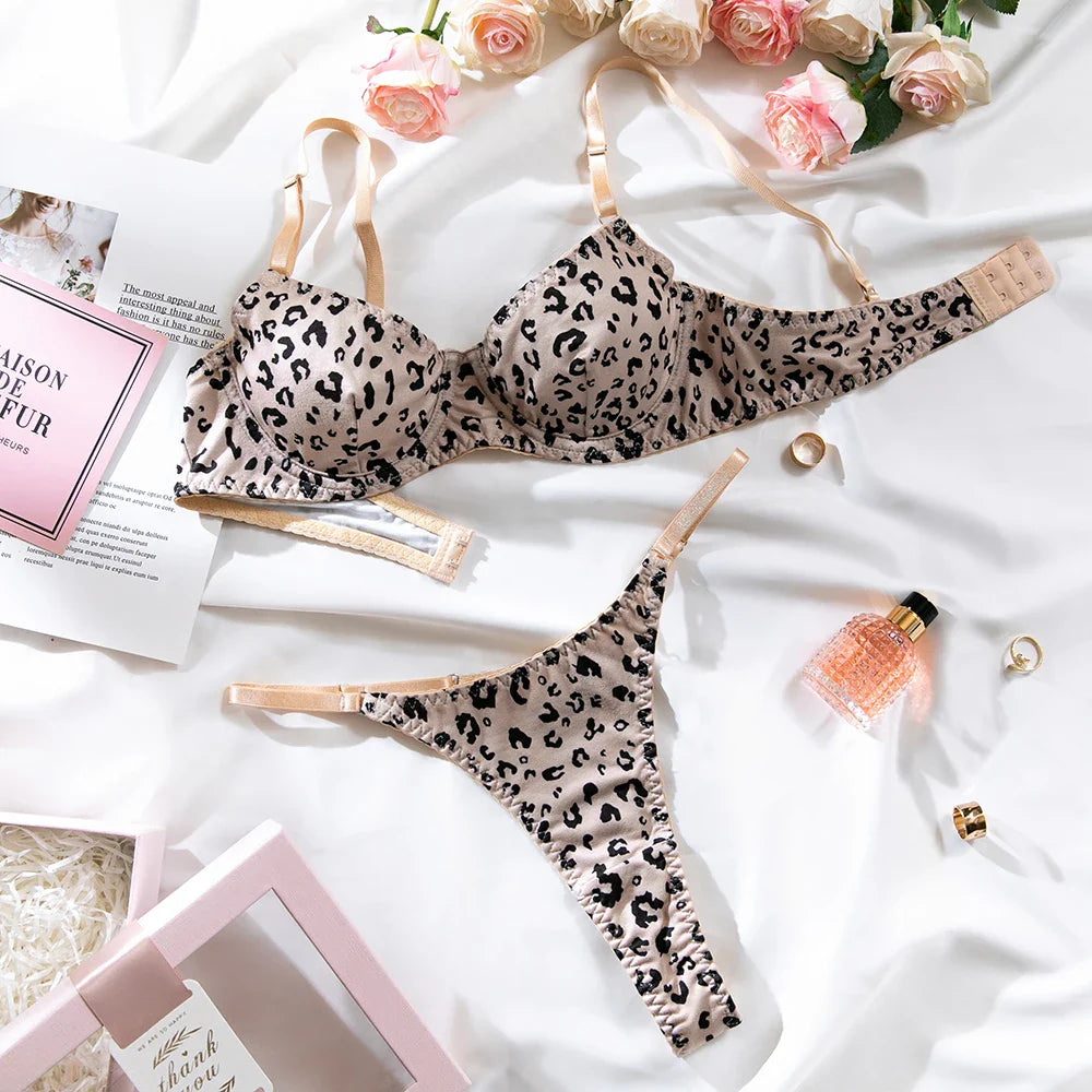 Savana Lingerie Set