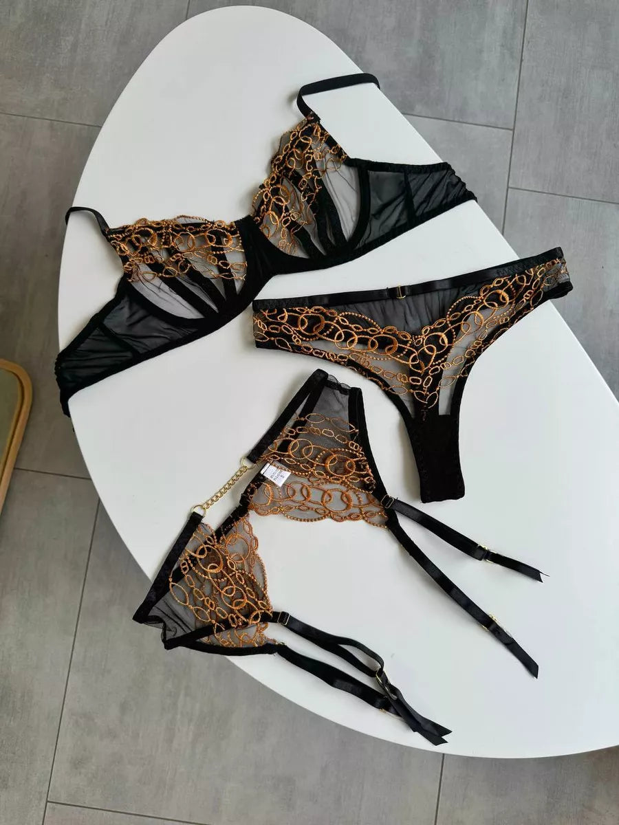 Ouro Nero Lingerie Set
