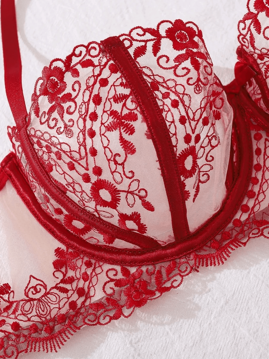 Sinsy Lingerie Set