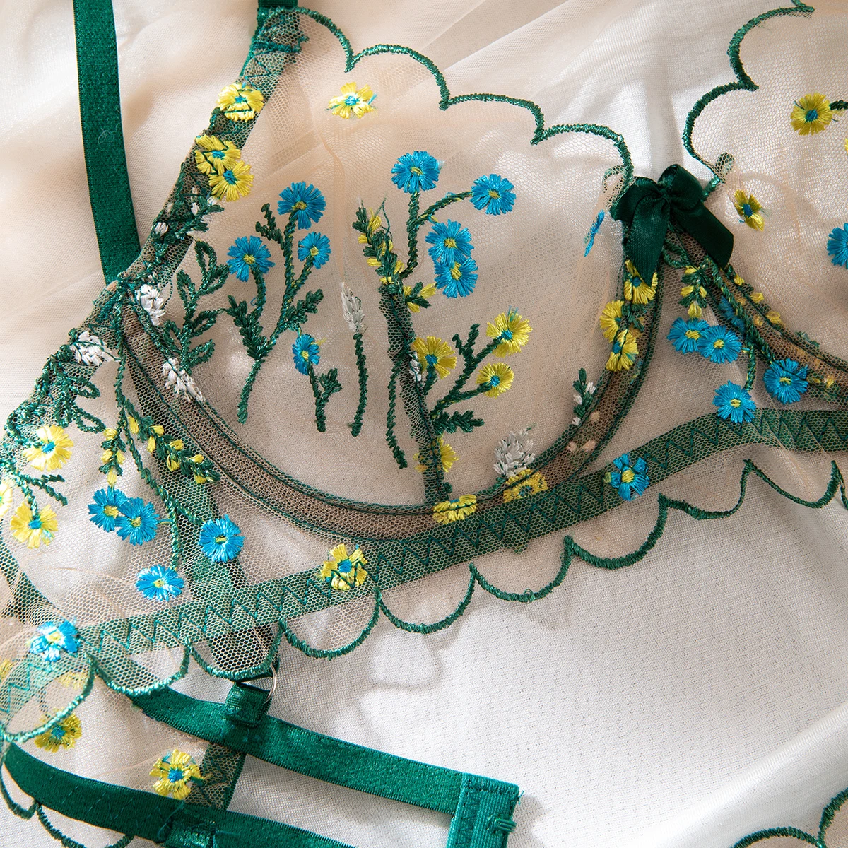 FlowerLace Lingerie Set