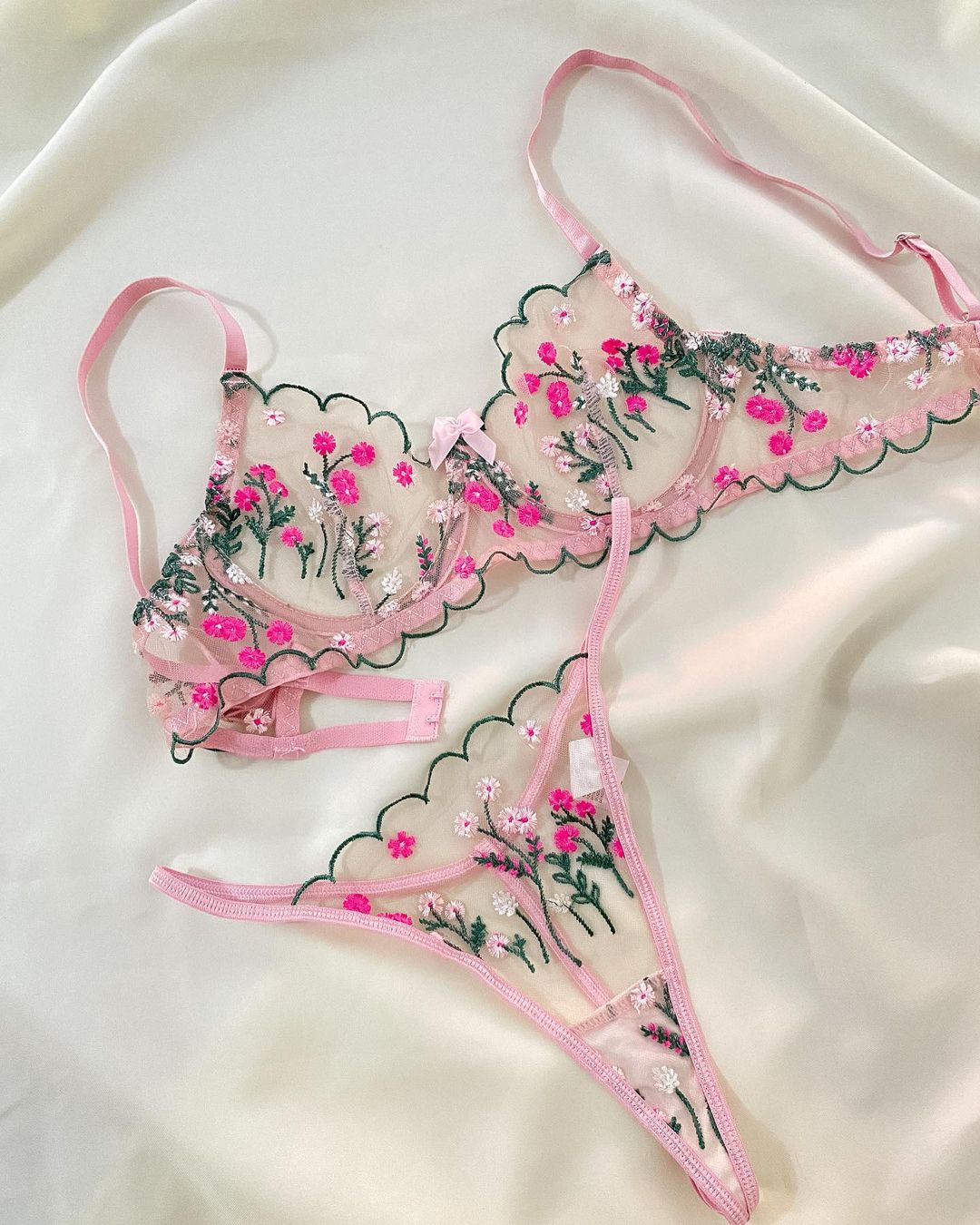 FlowerLace Lingerie Set
