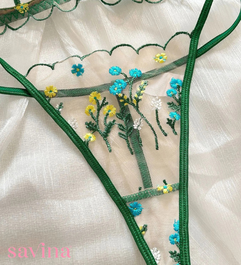 FlowerLace Lingerie Set