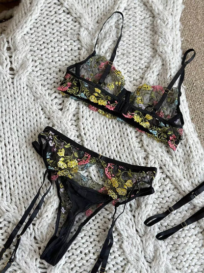 Gardens Black Lingerie Set
